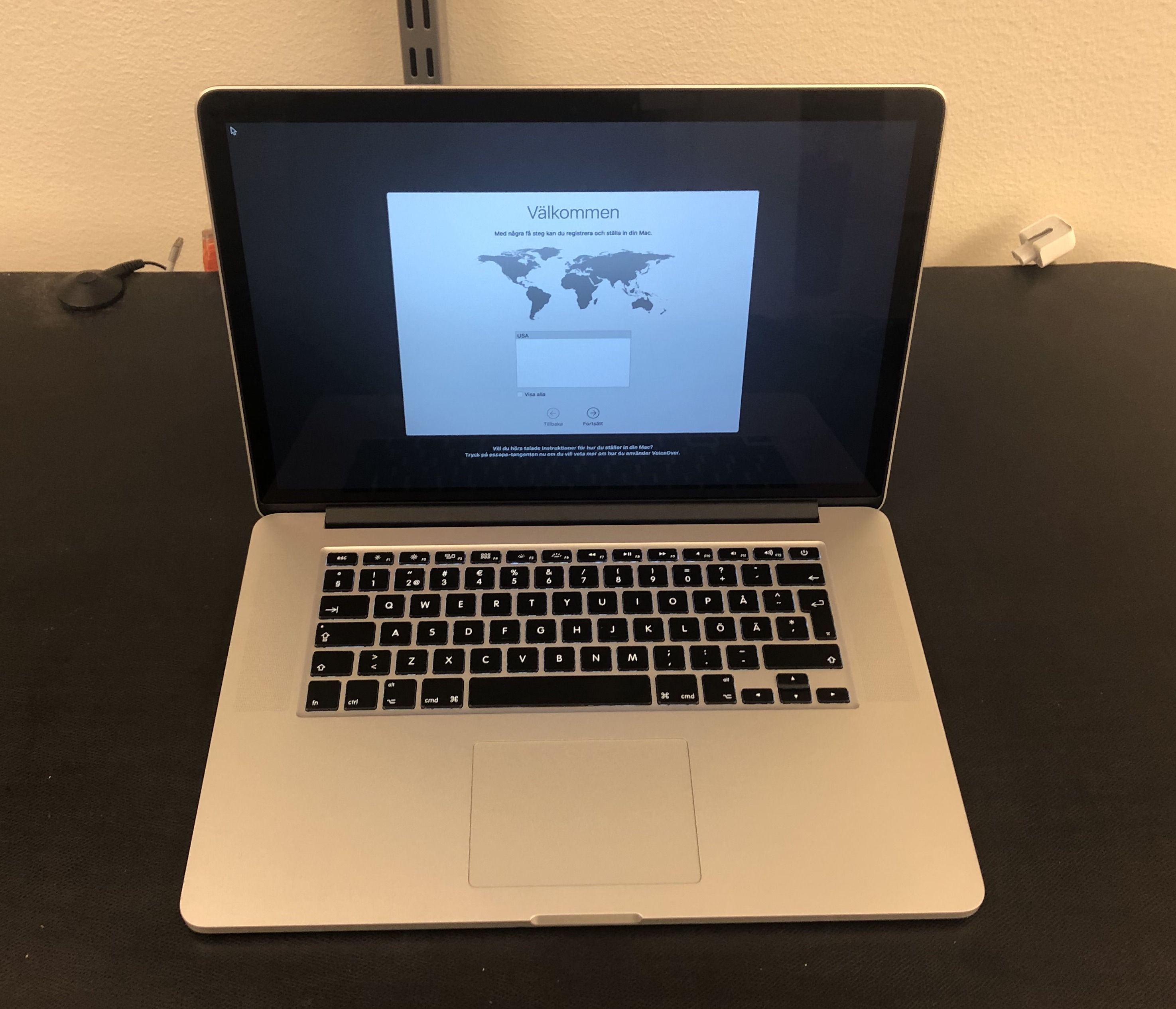 apple macbook pro 2018 15 inch with 1 tb hdd